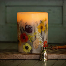 Load image into Gallery viewer, Honey Tobacco Small Botanical Candle