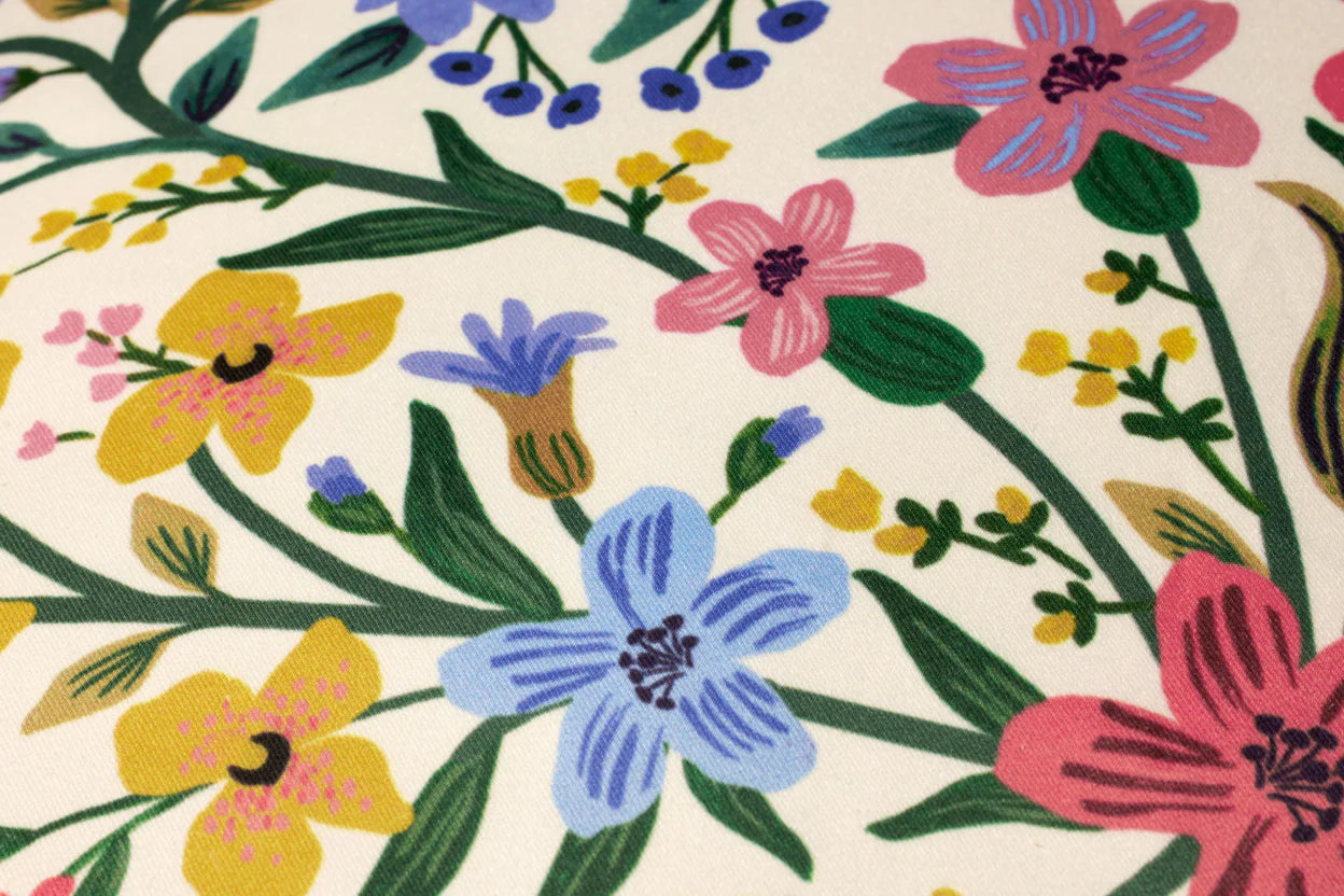 Floral Medallion 22" x 22 Cream Pillow
