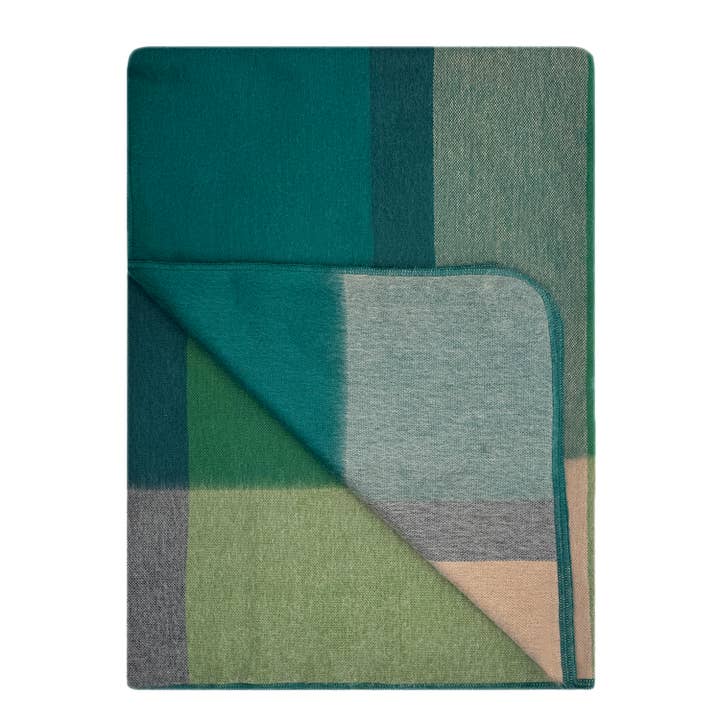 45x70 Alpaca Throw Blanket - Alpine