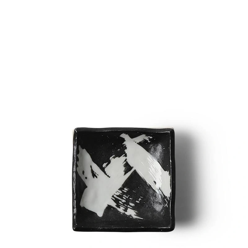 Black/White Brush Stroke Dish 3.25"