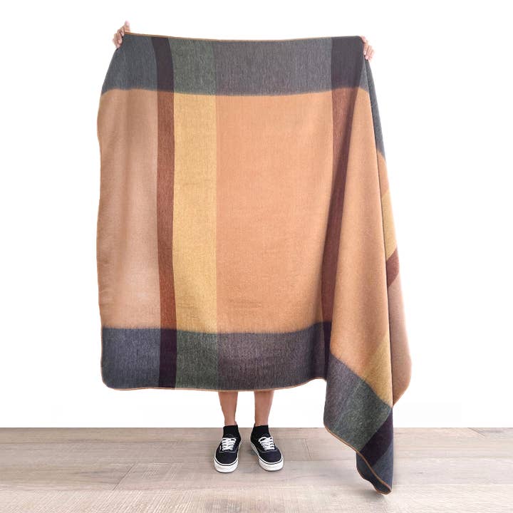 50x70 Alpaca Throw, Mojave