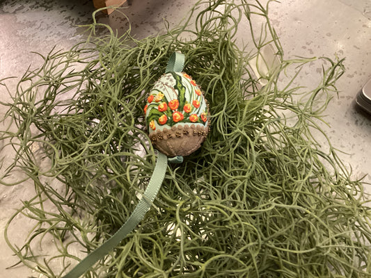 5904 Easter Egg