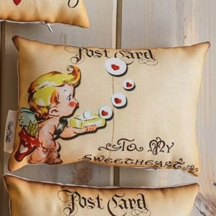 7x11" Vintage Postcard Valentine Pillow