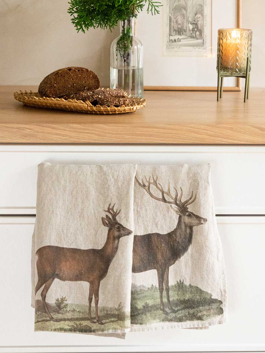 18x27 Roe Deer Linen Kitchen Towel