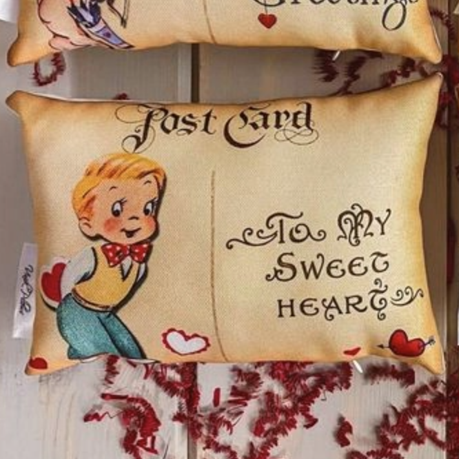 7x11" Vintage Postcard Valentine Pillow