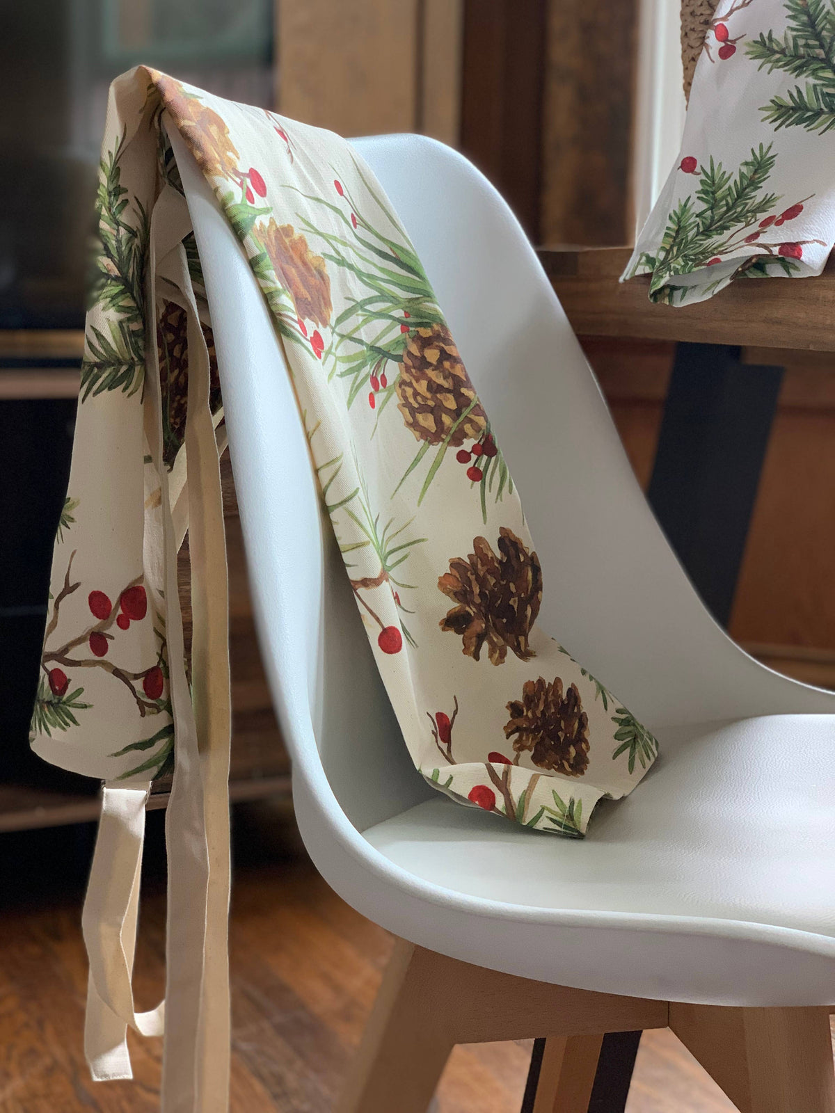 Berries & Pine Apron - Sally Eckman Roberts