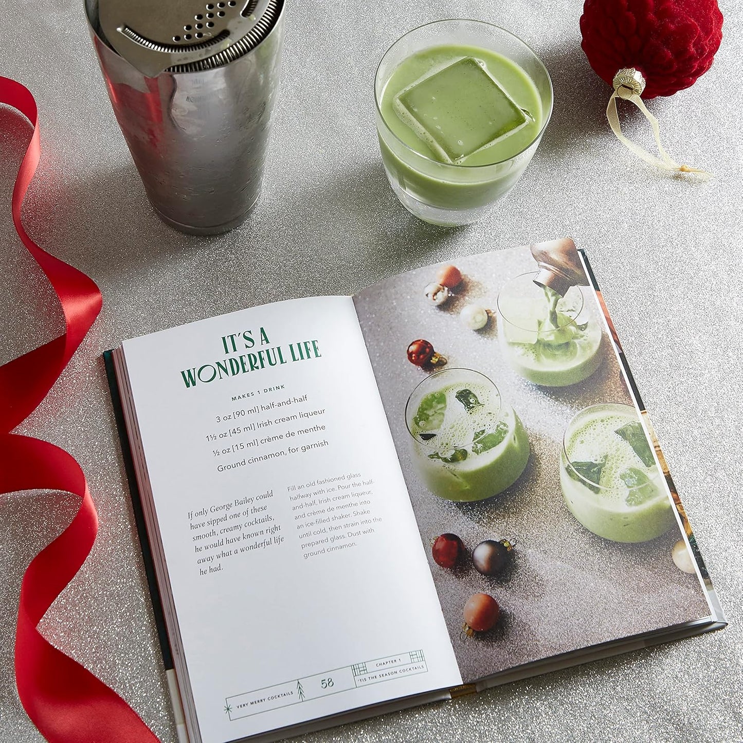 Very Merry Cocktails: 50+ Festive Drinks for the Holiday Season