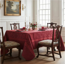 Load image into Gallery viewer, 20“x 58” Cassandre Grenat Tablerunner

