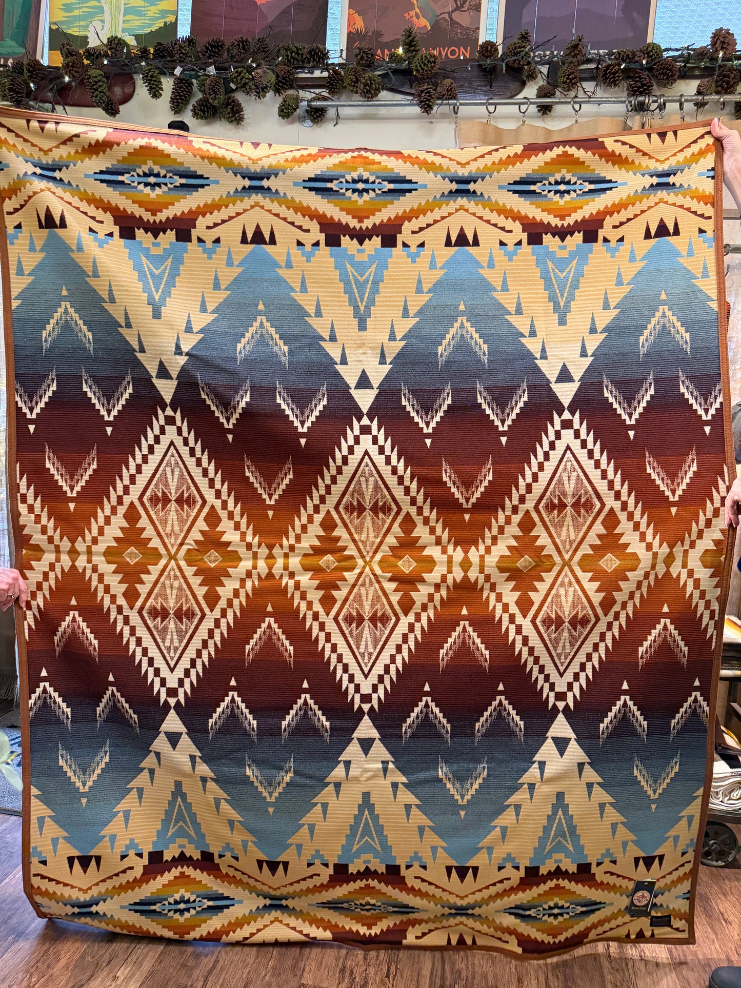 Jacquard Unnapped Robe - Helena Ridge, 64x80