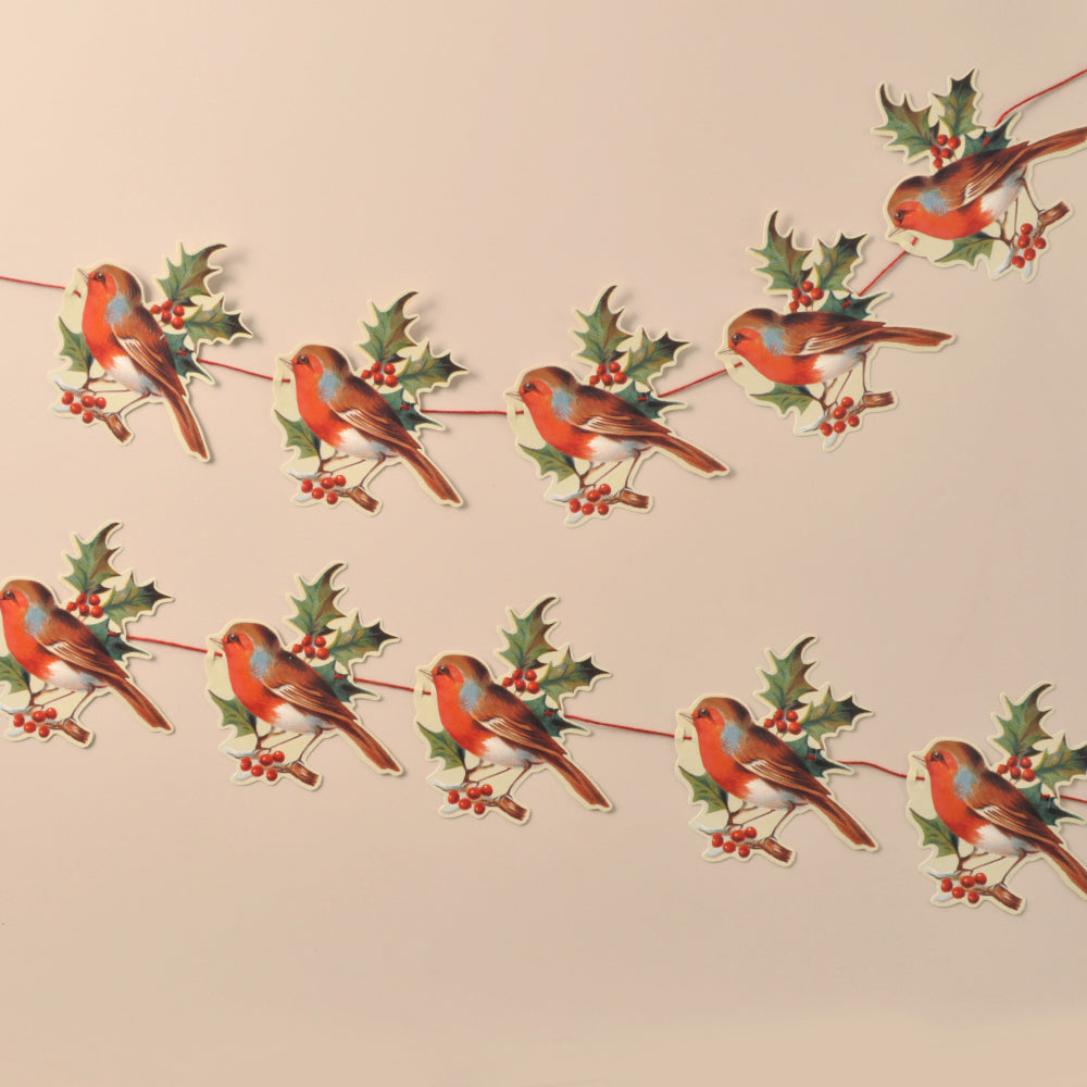9' Robin & Holly Garland