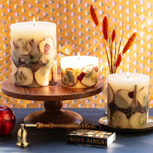 Load image into Gallery viewer, Spicy Apple Medium Botanical Candle
