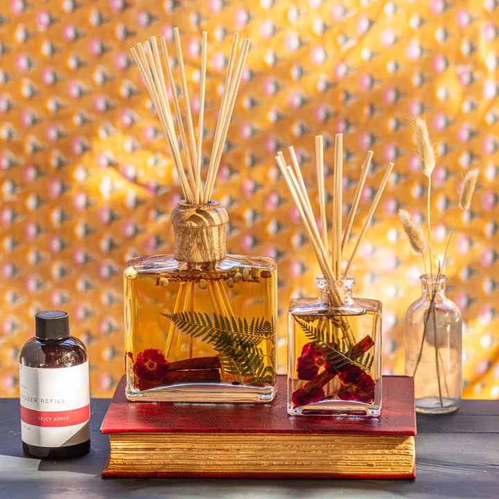 Spicy Apple 4 oz. Botanical Reed Diffuser