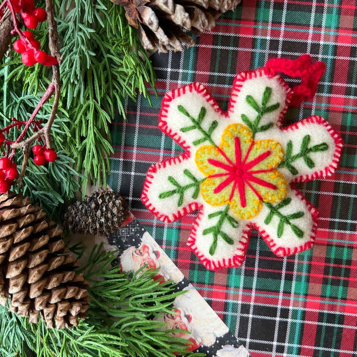 Snowflake Wool Ornament, Classic