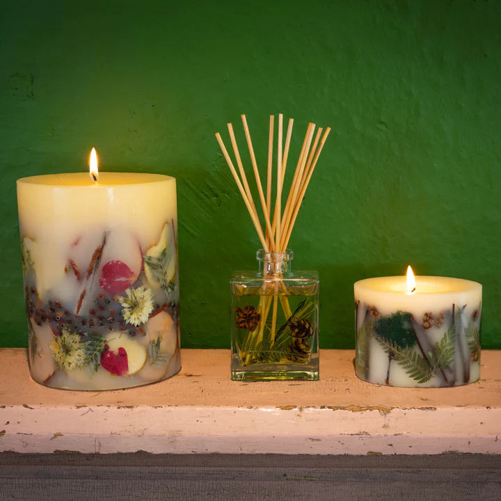 Spicy Apple Medium Botanical Candle
