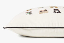 Load image into Gallery viewer, Cats 22x22&quot; Ivory Pillow
